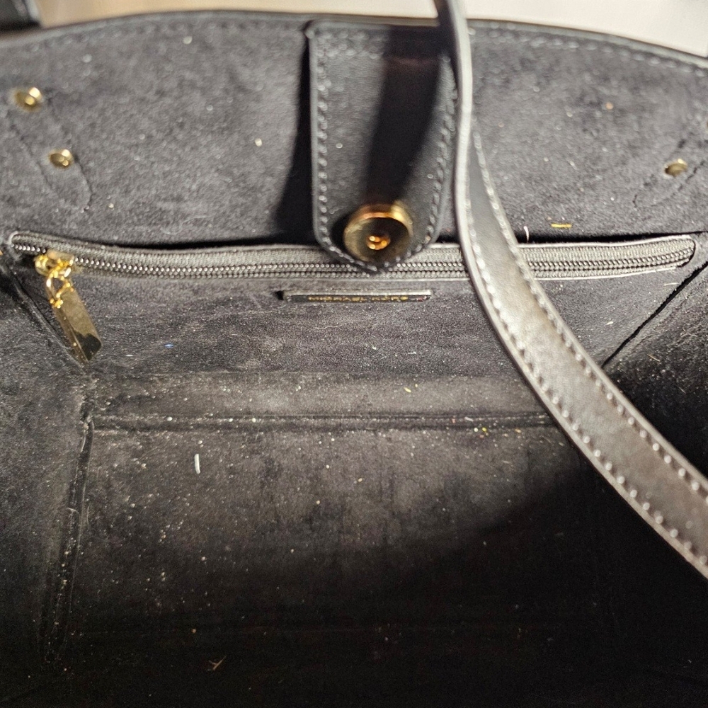 Michael Kors Black and Tan Shoulder Bag - Picture 5 of 6